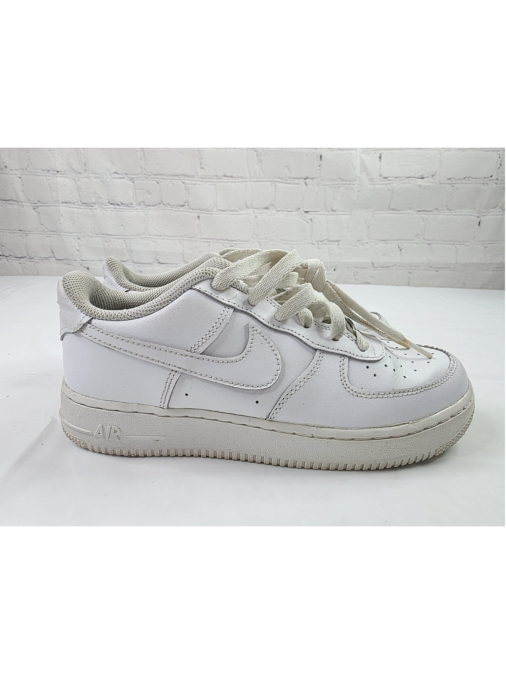 Nike Air Force 1 Triple White DH2920-111 Kids Youth Size 6.5